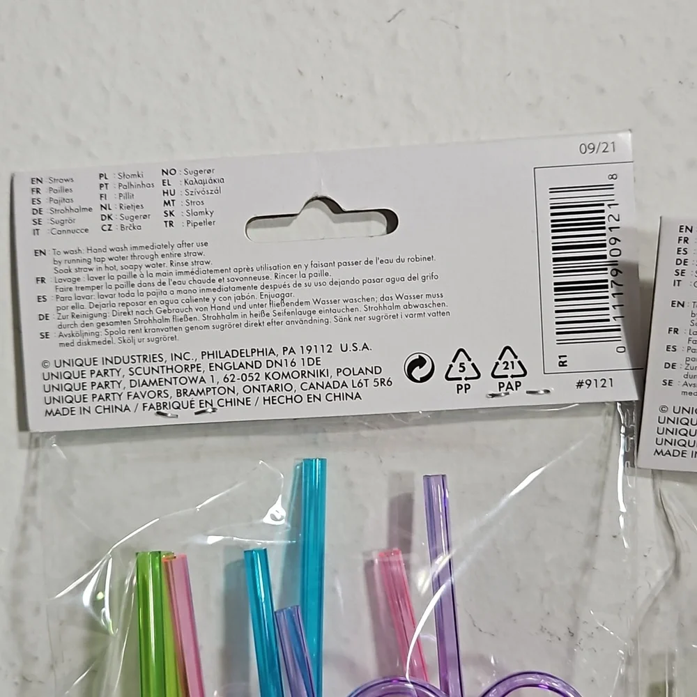 NIP unique party plastic curly straws Set of 8, selling 2 sets together